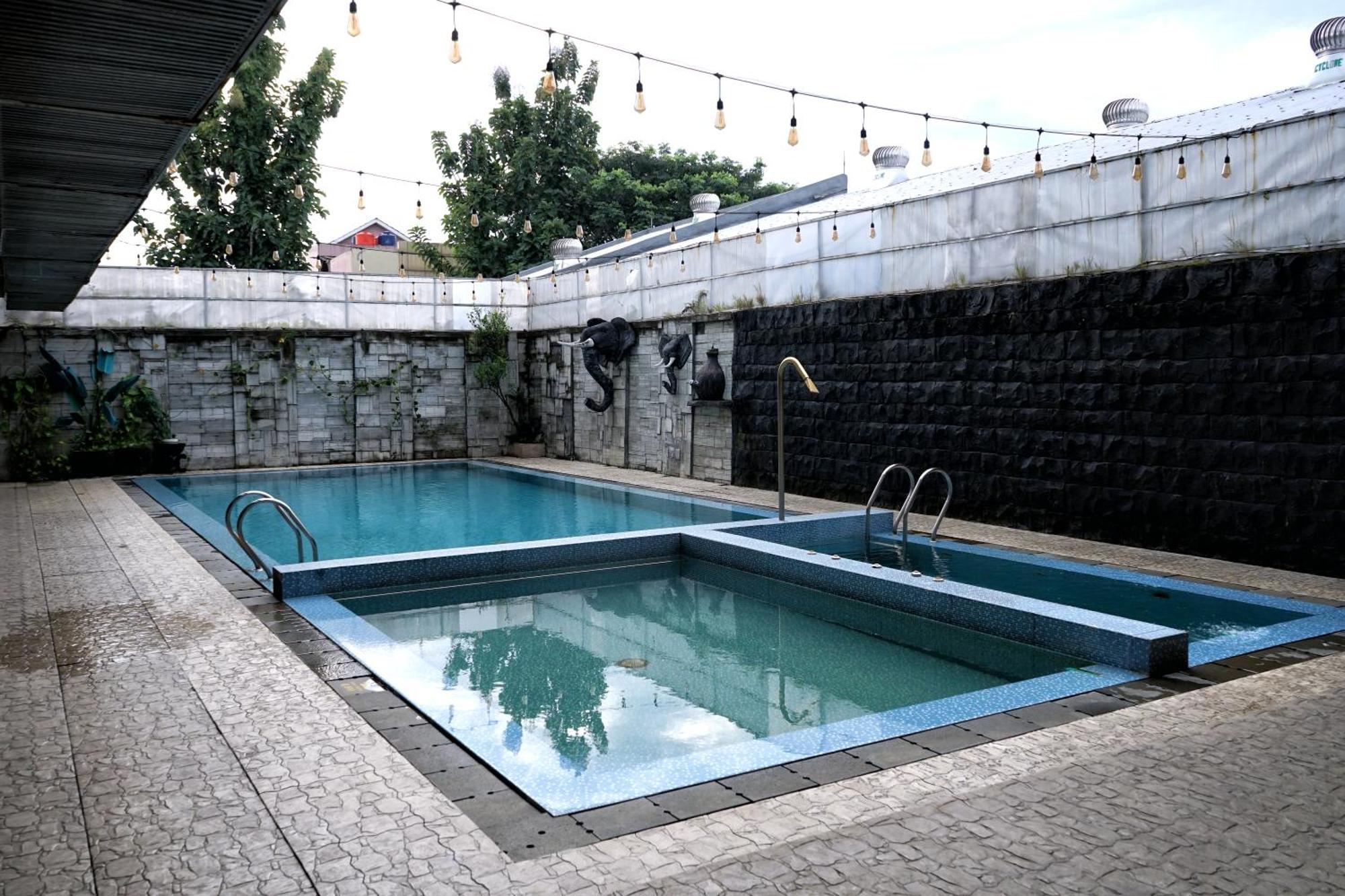 Grand Permata Hijau Hotel Sukabumi Exterior foto